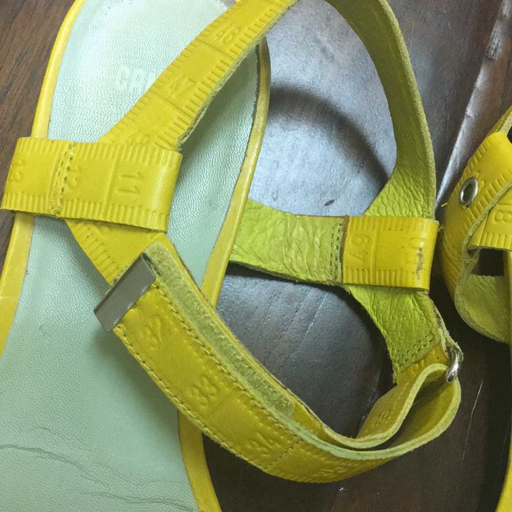 Anthropologie - Black Camper - Ruled & Reasoned - Picture 4 of 8